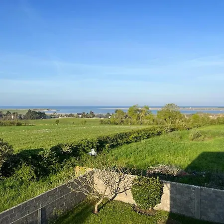 Maison Familiale Face A La Βίλα *