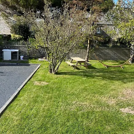 Maison Familiale Face A La Βίλα *